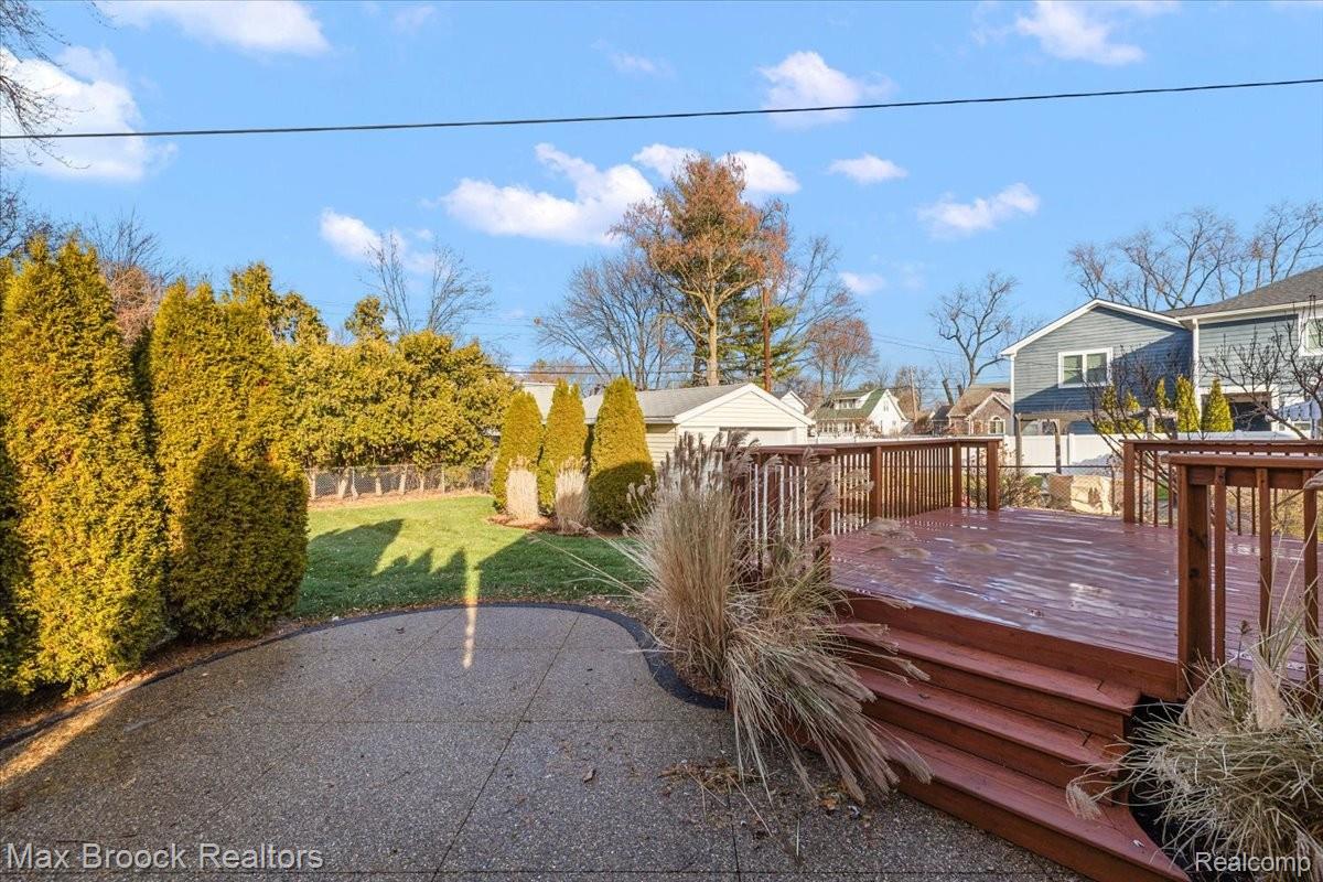 912 Woodsboro Drive