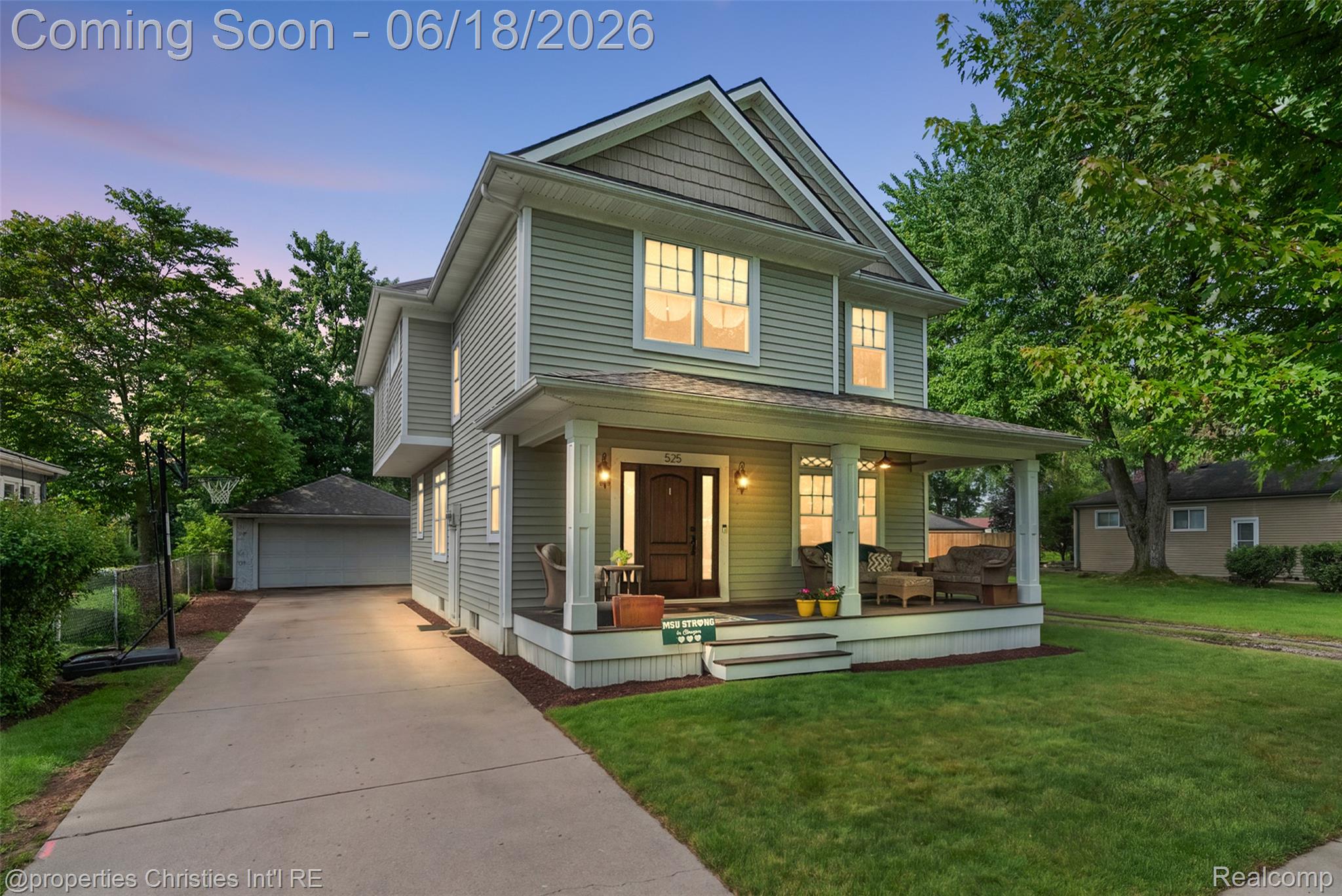 525 Broadacre Avenue