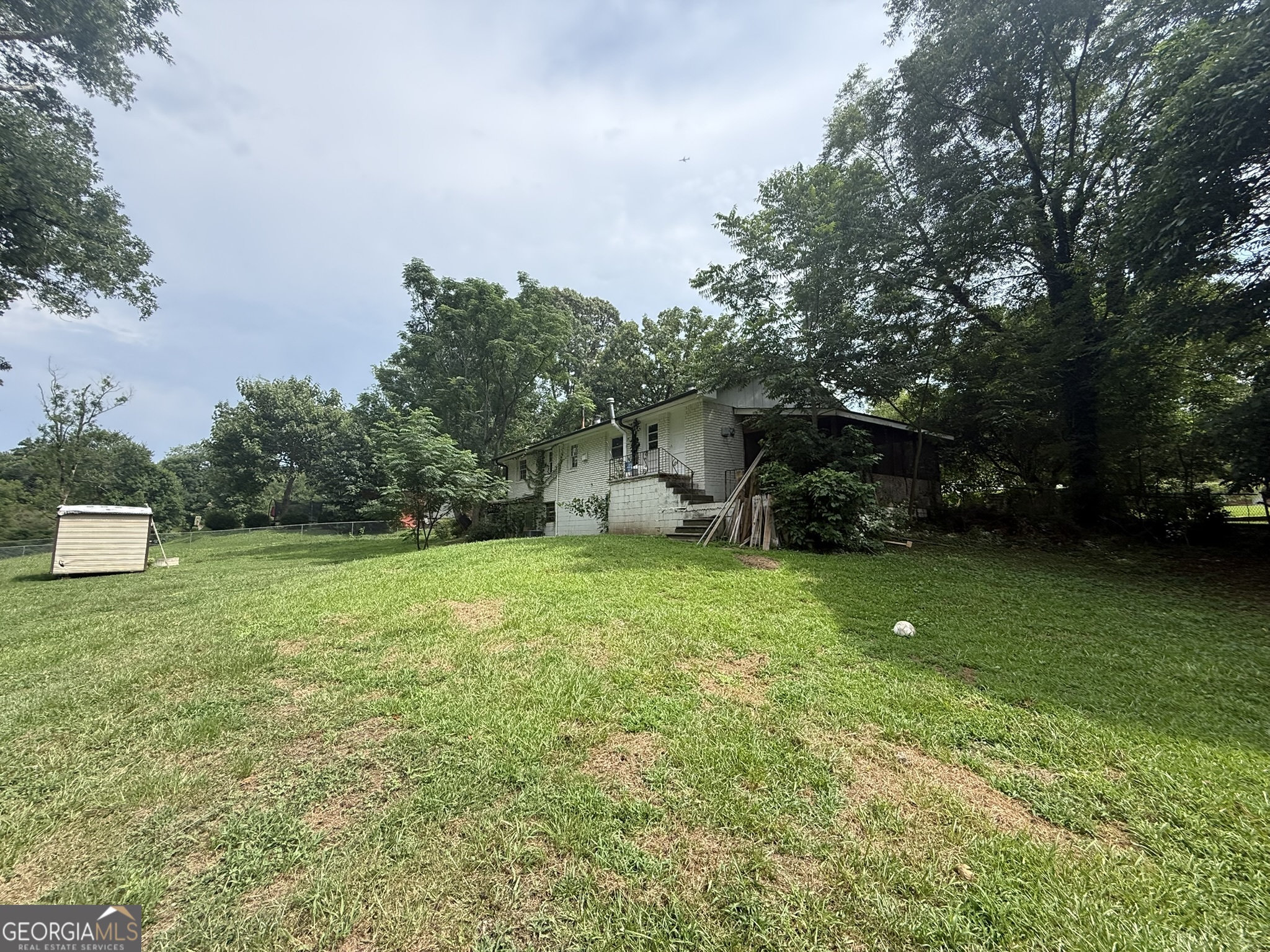 868 King Road