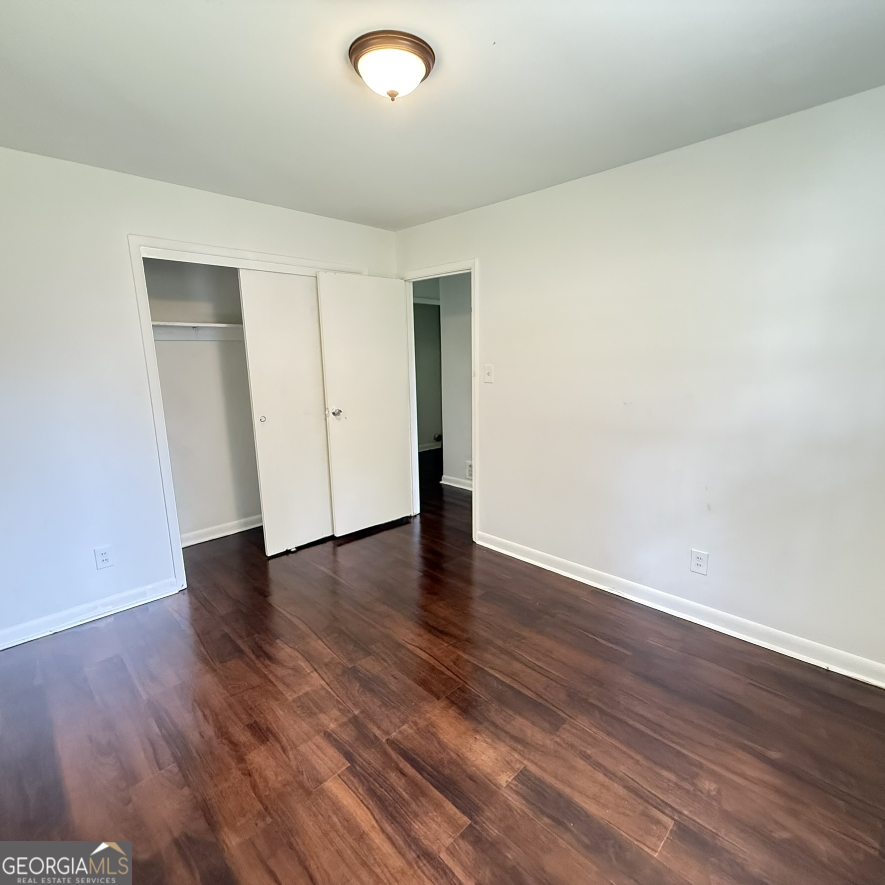 868 King Road