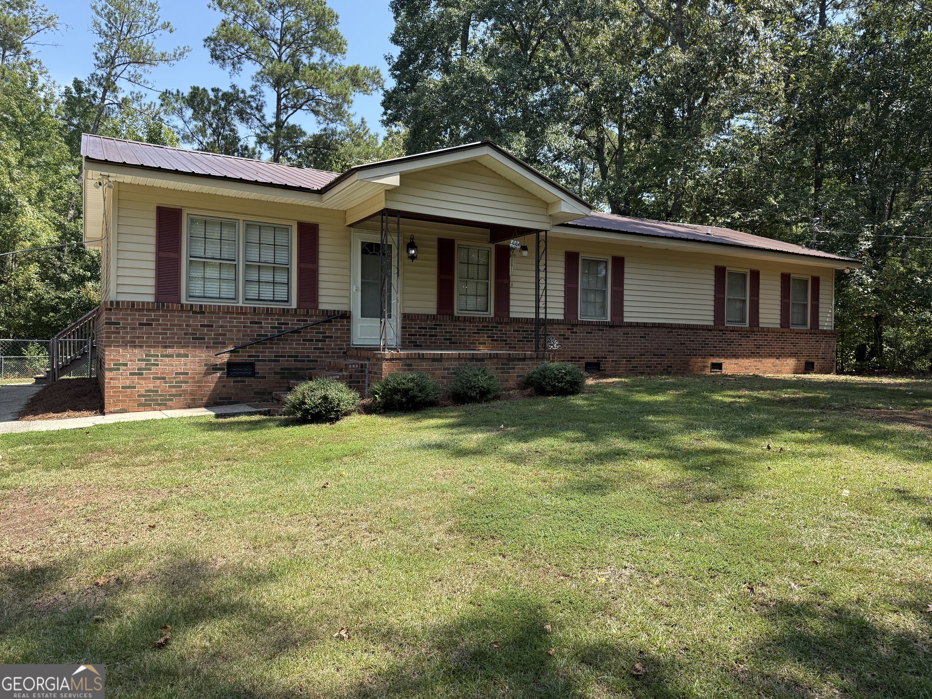 135 Woodland Drive Gordon GA