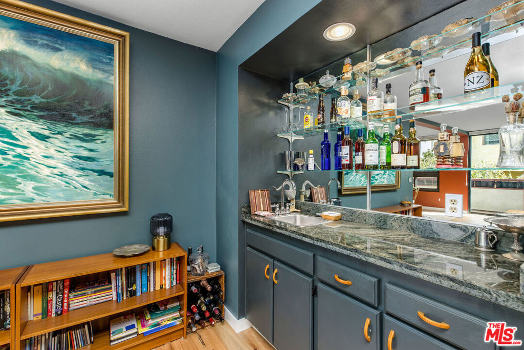 8828 Pershing Drive 112