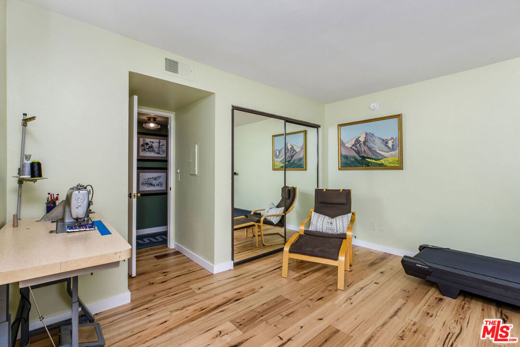 8828 Pershing Drive 112