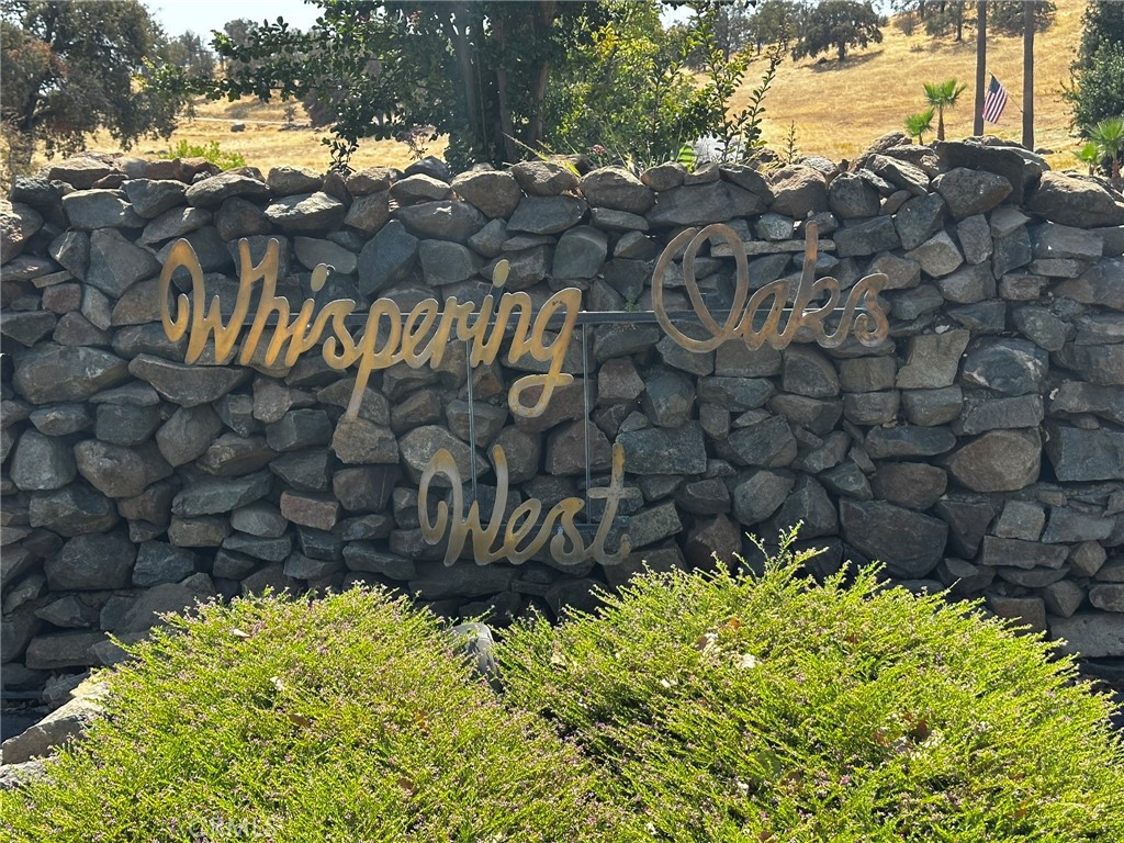 3035 Blue Oak Dr.