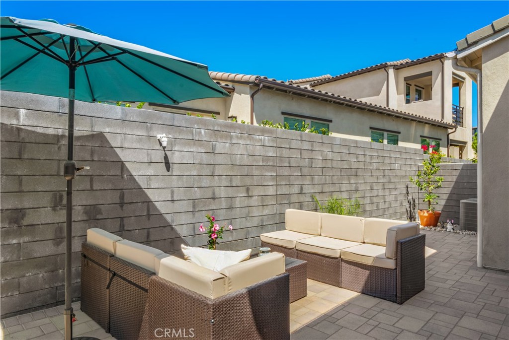 842 Sunrise Road
