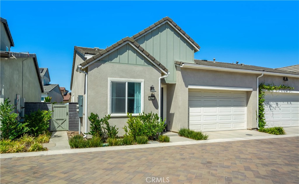 842 Sunrise Road