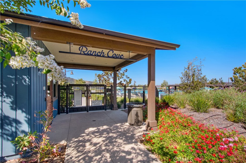 842 Sunrise Road