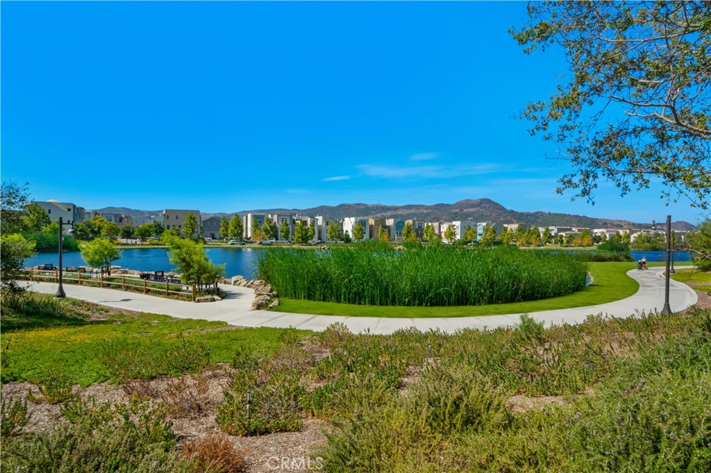 842 Sunrise Road