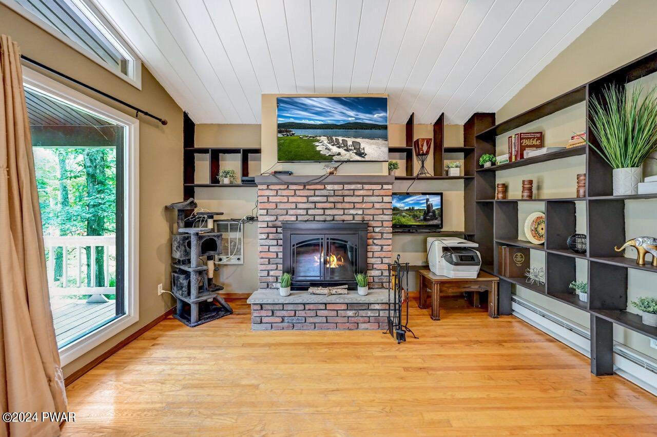 201 Lincoln Drive