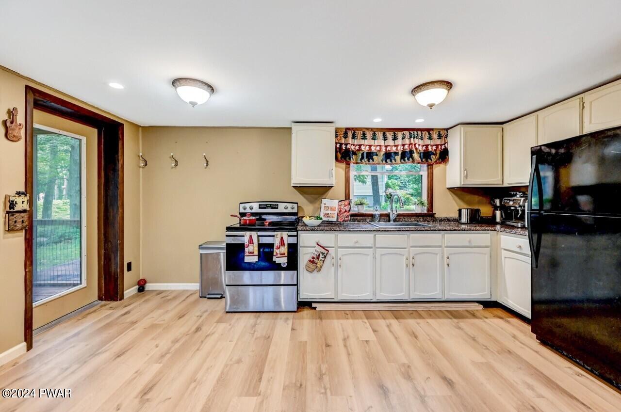 201 Lincoln Drive