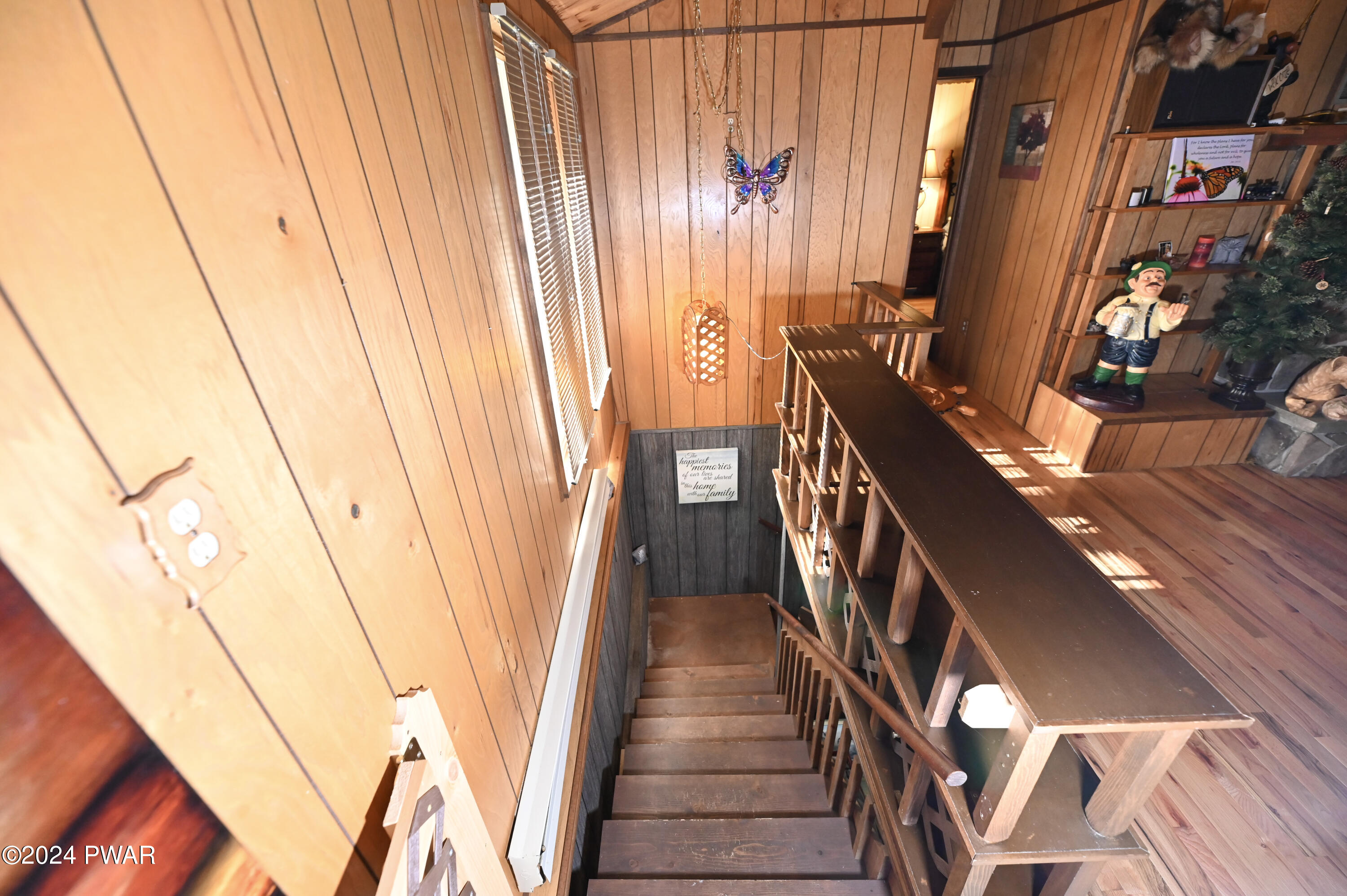 119 N Maple Lane