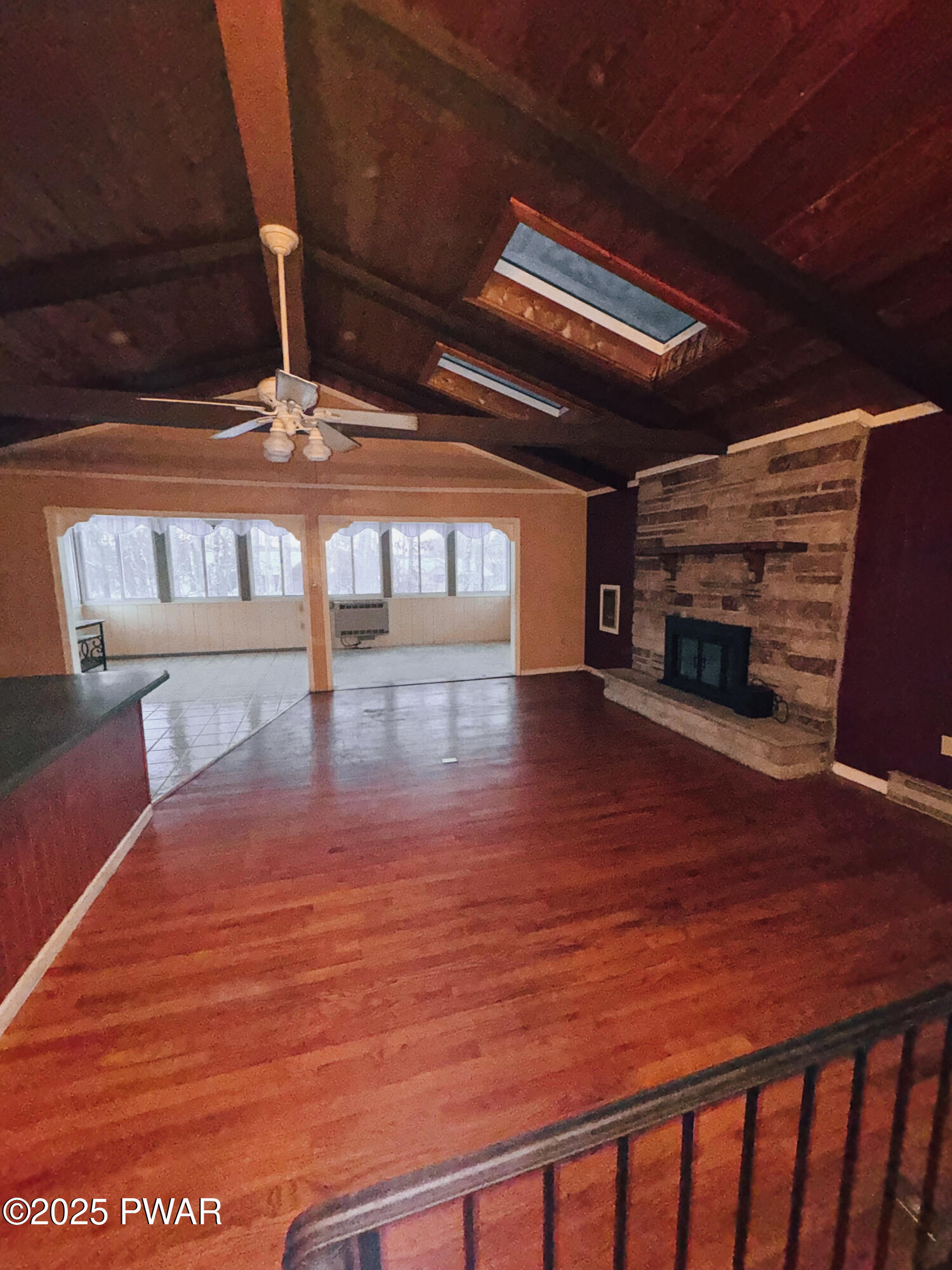 100 Lincoln Drive