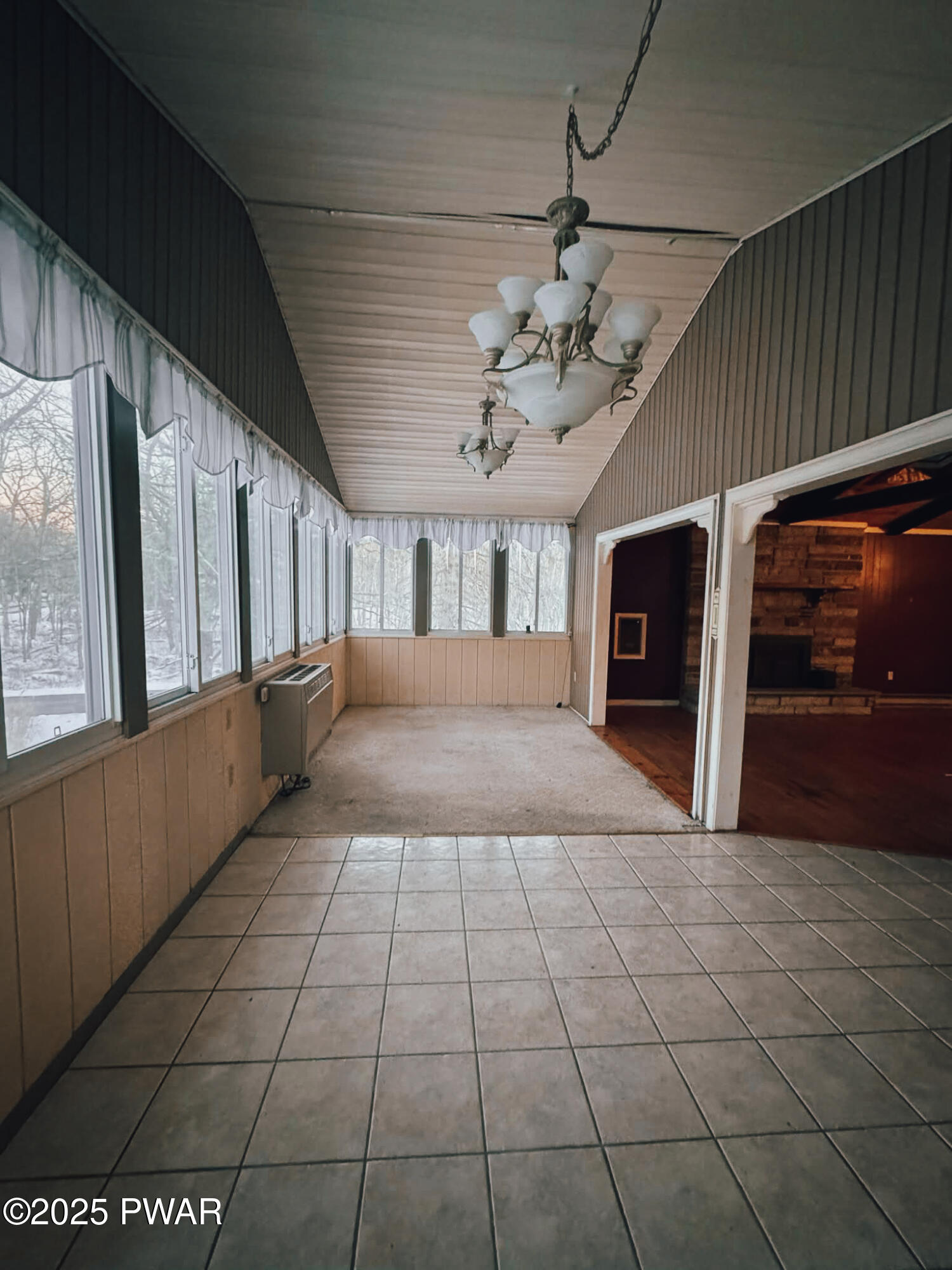 100 Lincoln Drive