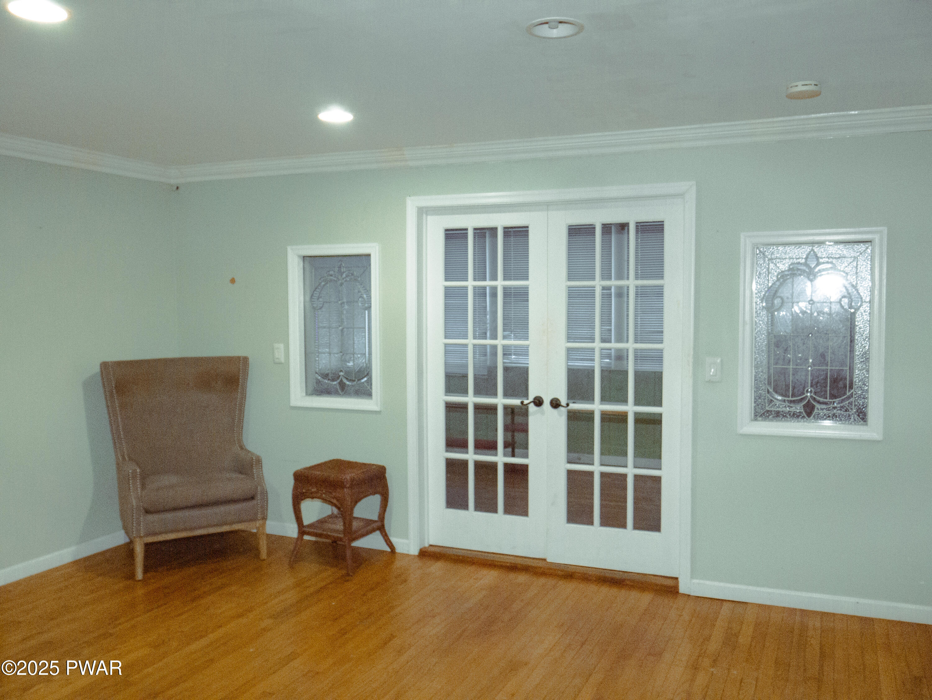 100 Lincoln Drive