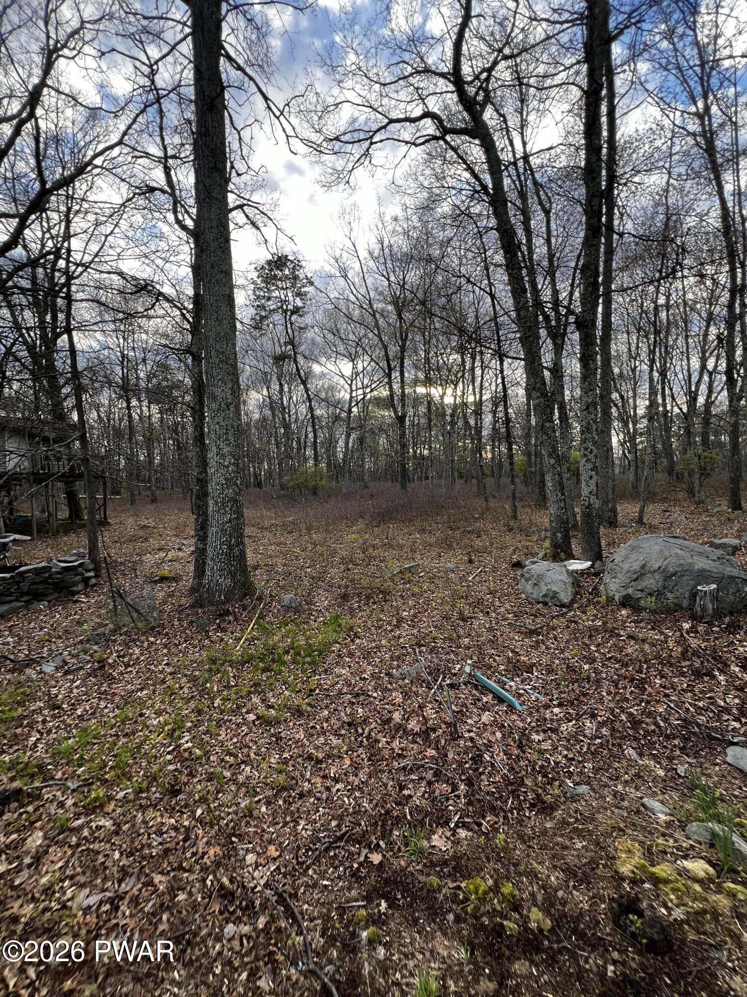 2121 Oaktree Lane