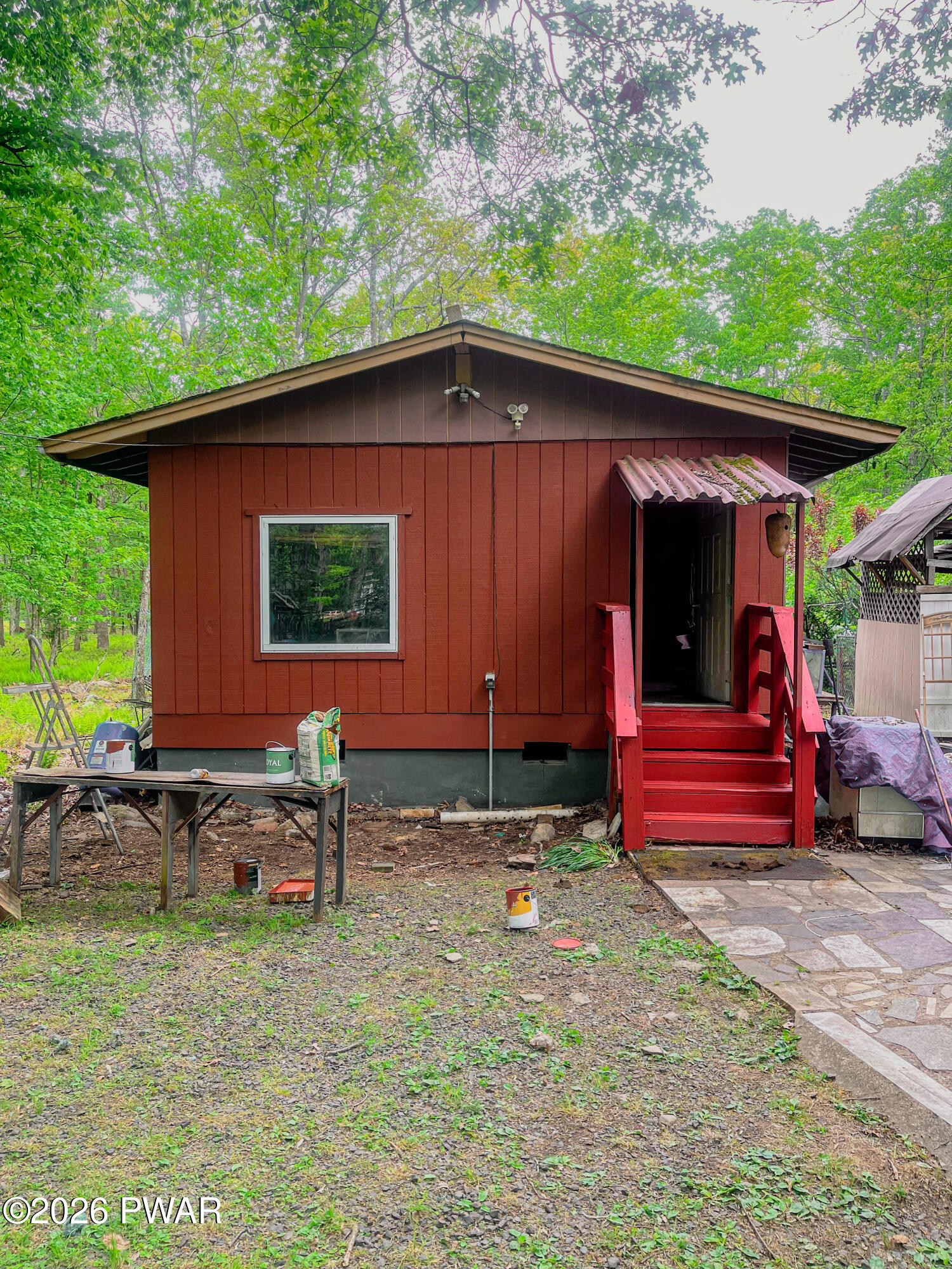 2121 Oaktree Lane