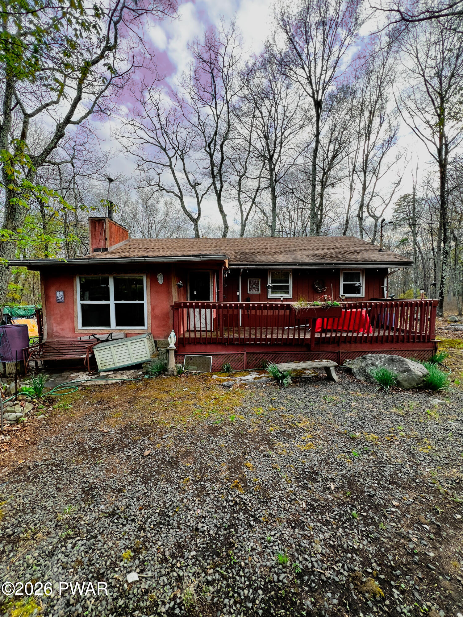 2121 Oaktree Lane