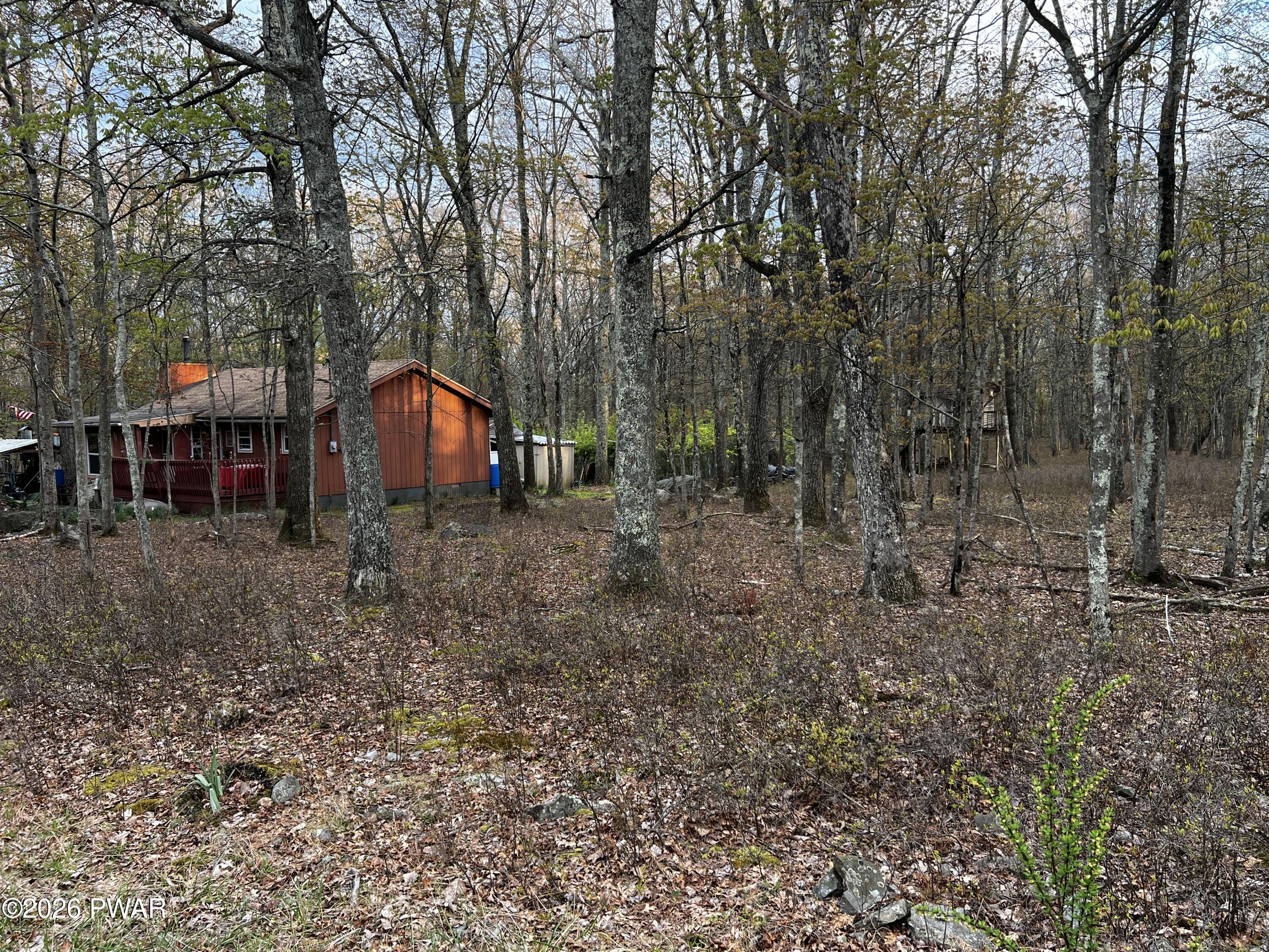2121 Oaktree Lane