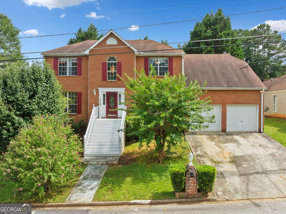 1030 Carriage Trace Circle