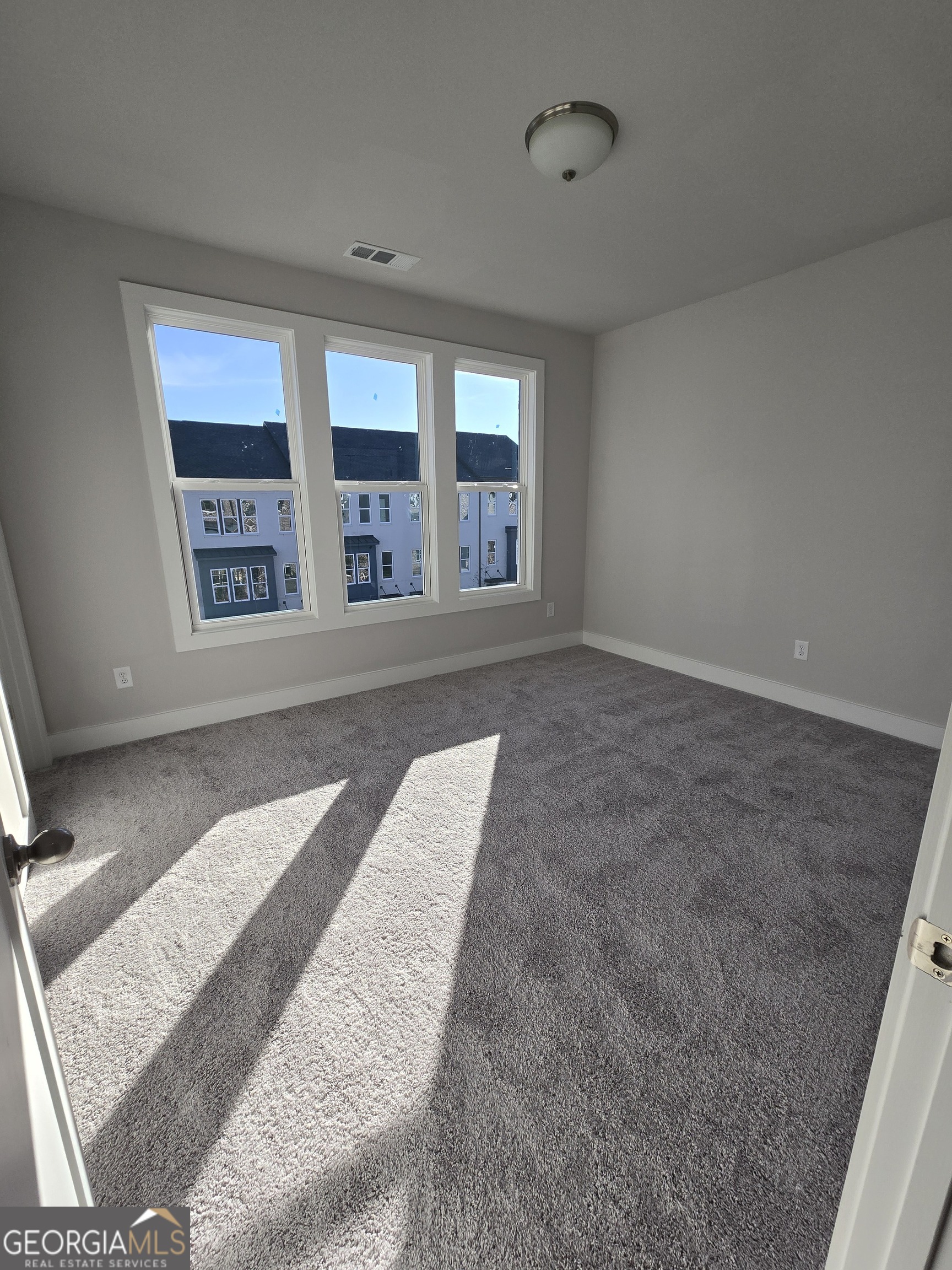 2449 Red Maple Xing SE