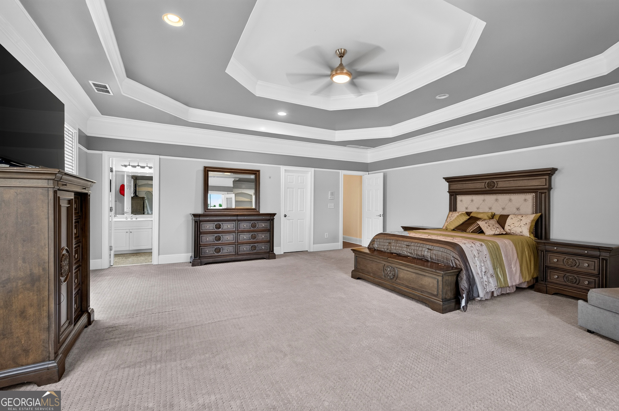 6143 Belair Lake Road