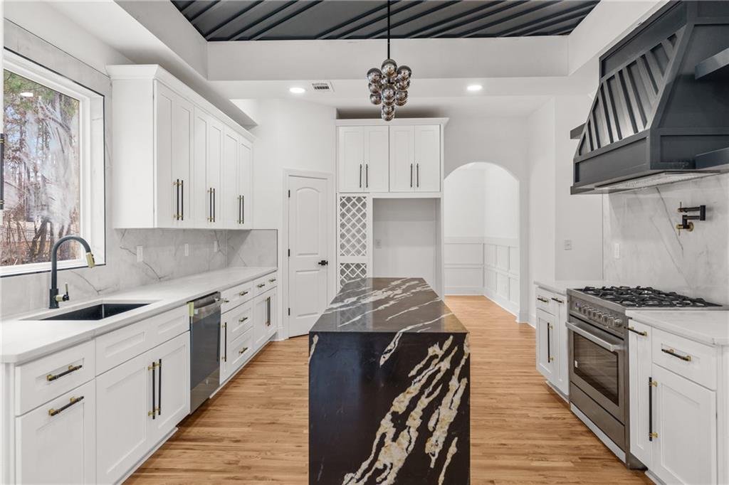 429 Saint Surrey Way