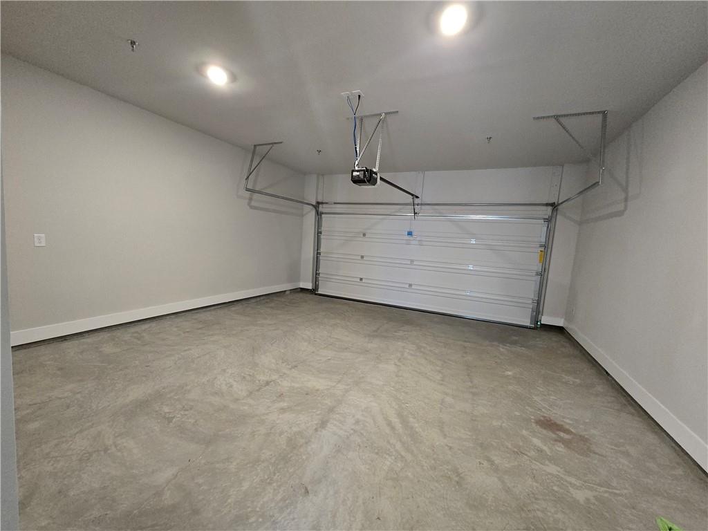 2449 Red Maple Xing SE