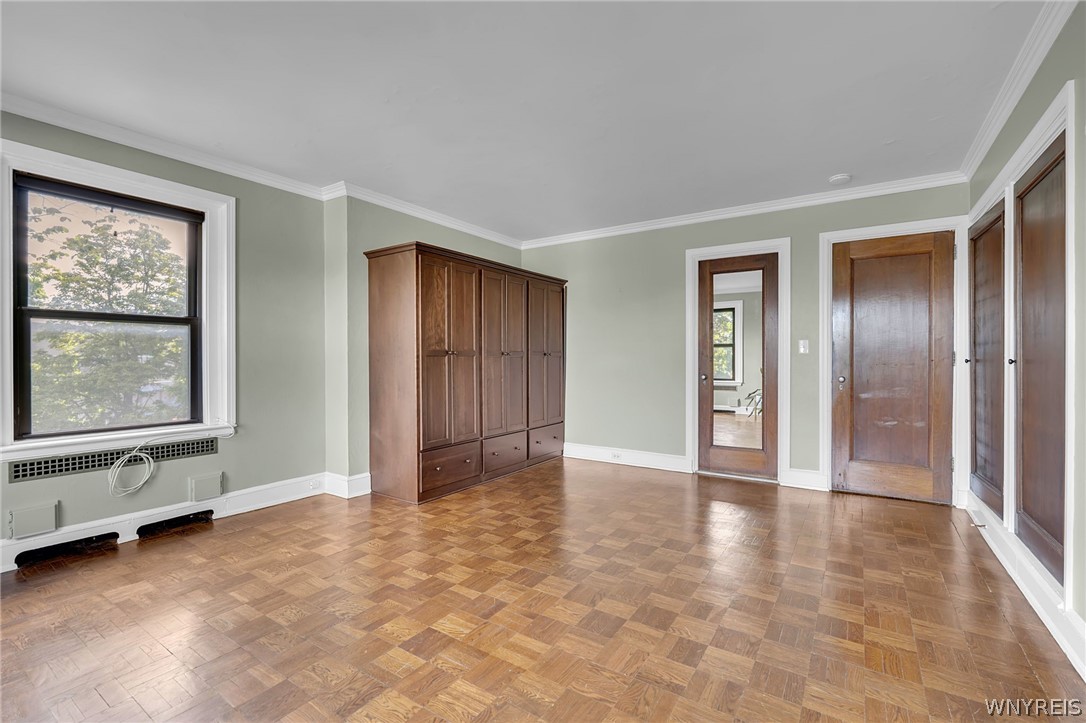 800 West Ferry Street 3B