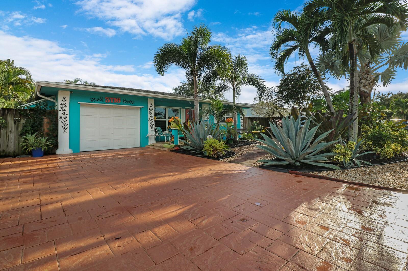 3116 NW 68th Ct