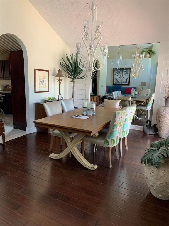 548 N Deer Creek Via Genova