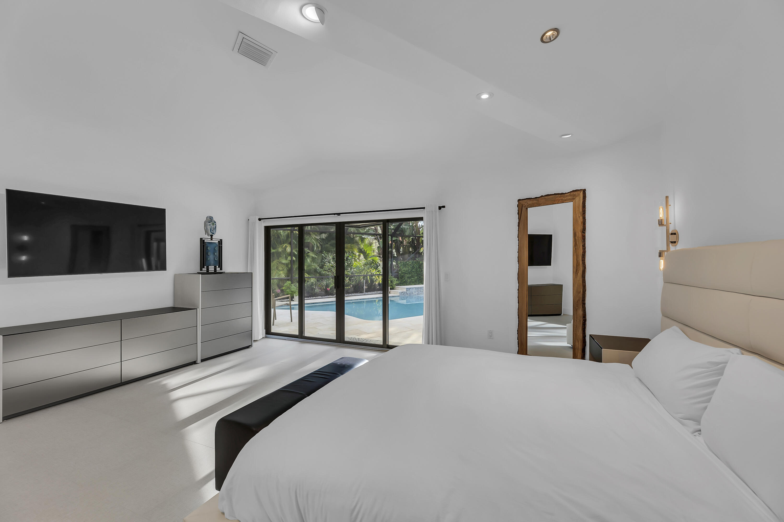 22643 Esplanada Circle W