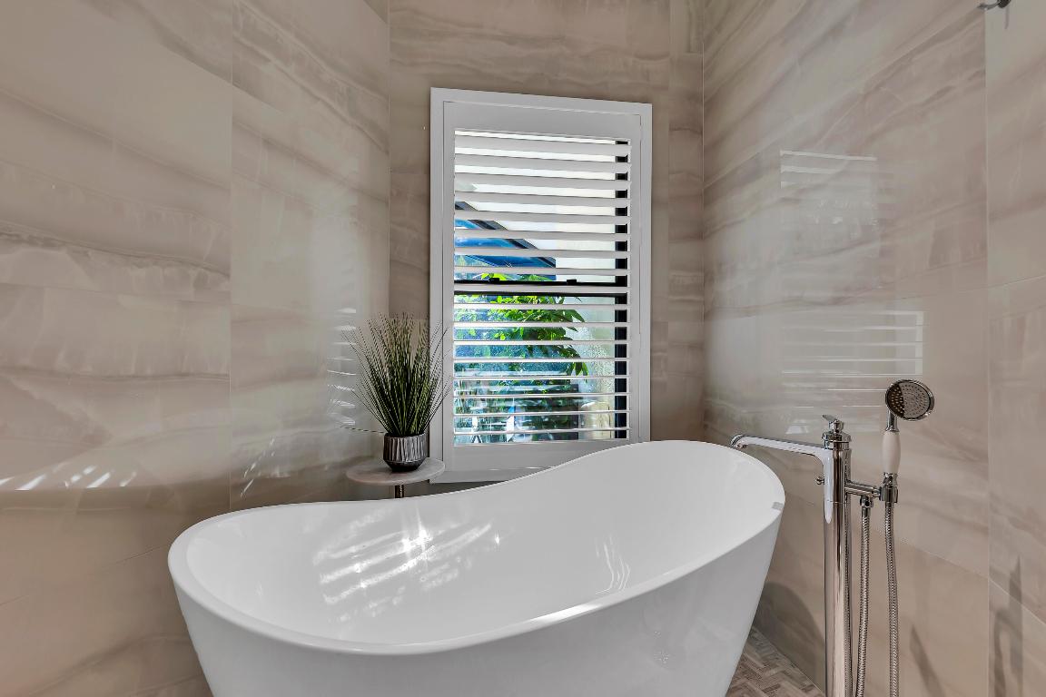 22643 Esplanada Circle W