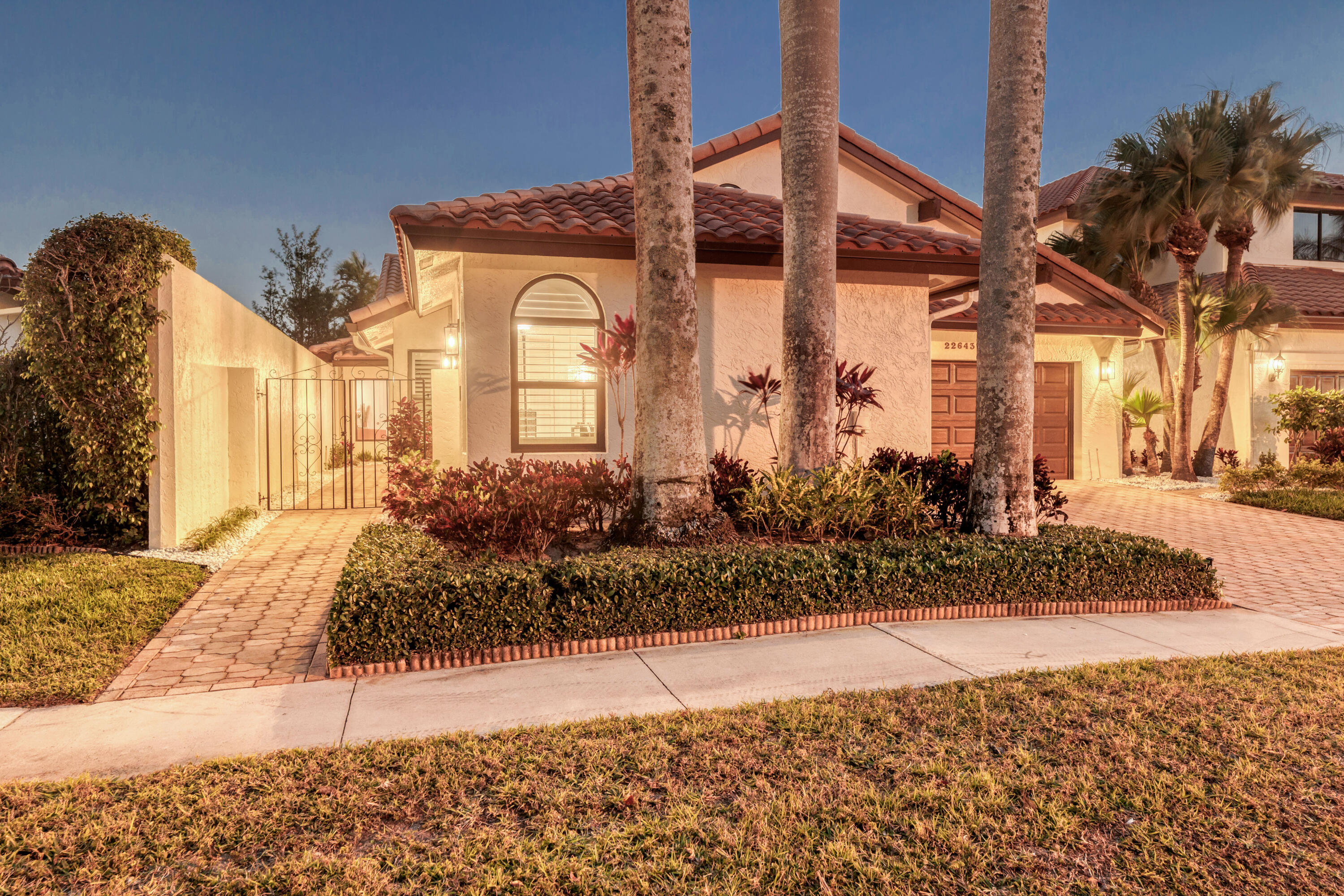 22643 Esplanada Circle W