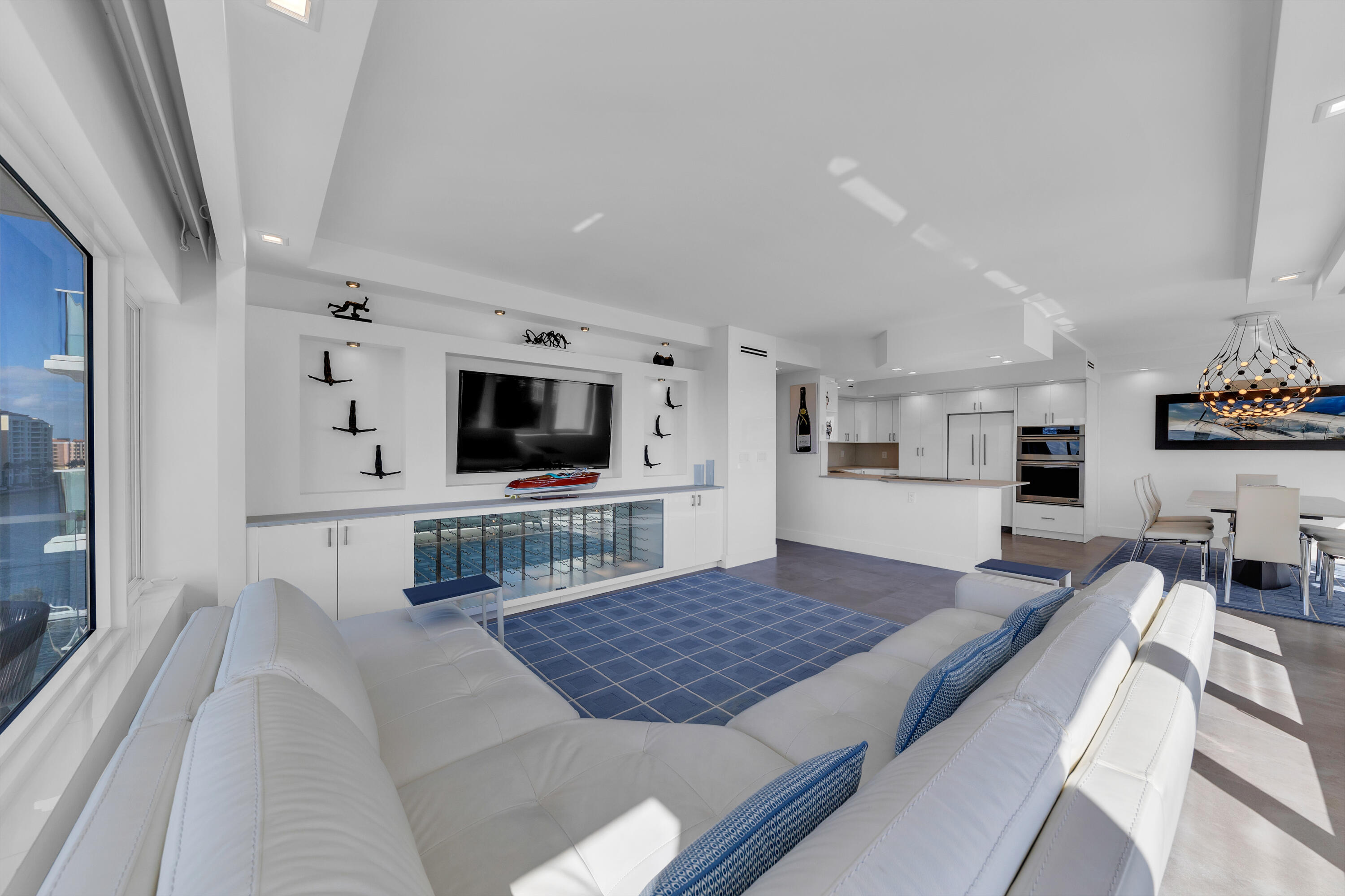 701 E Camino Real 9f