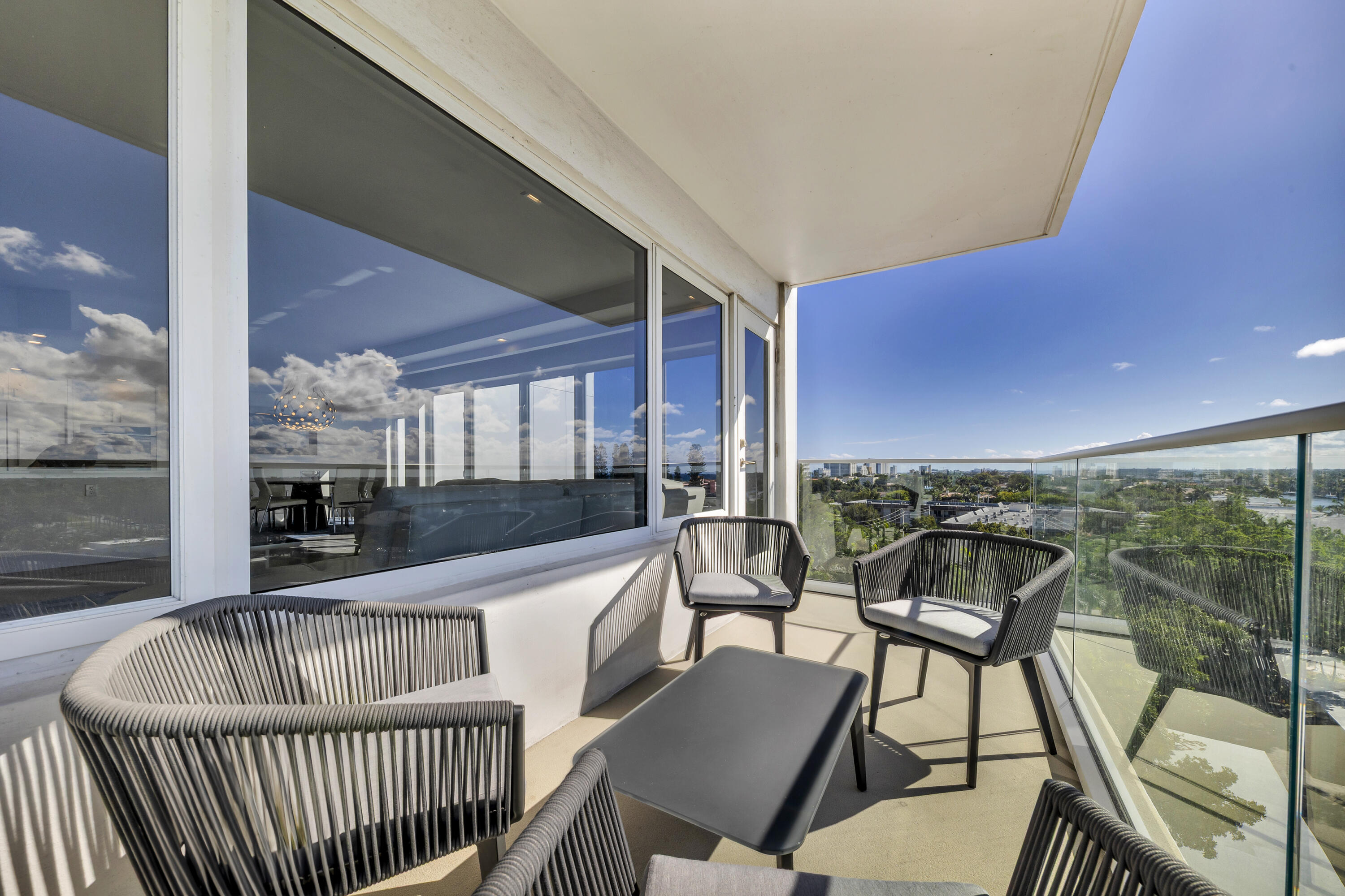 701 E Camino Real 9f