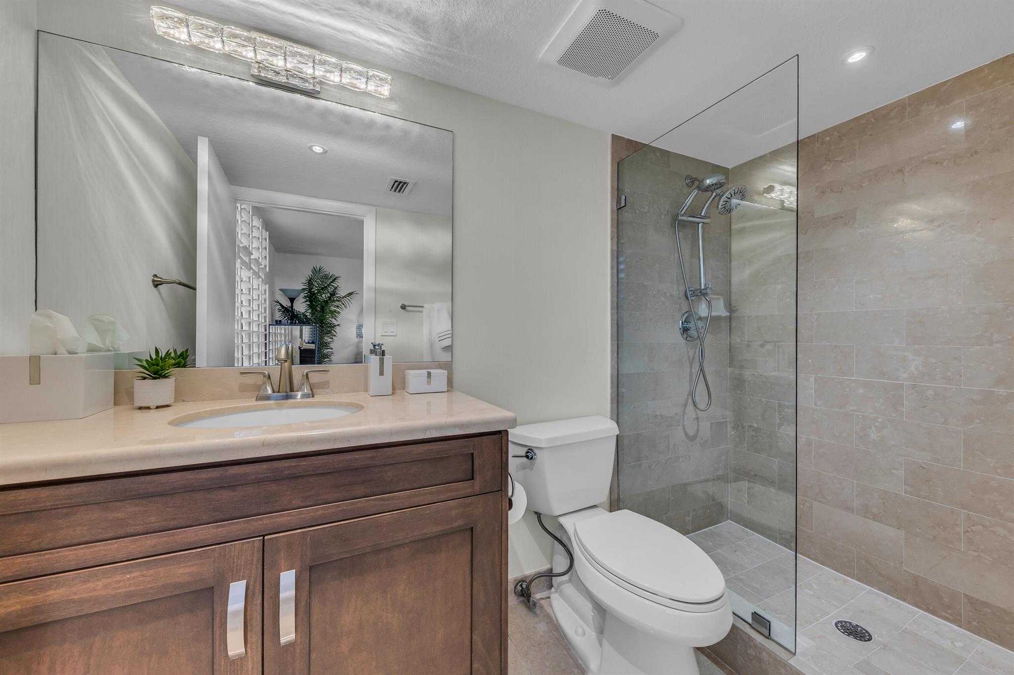 7572 Regency Lake Drive 402