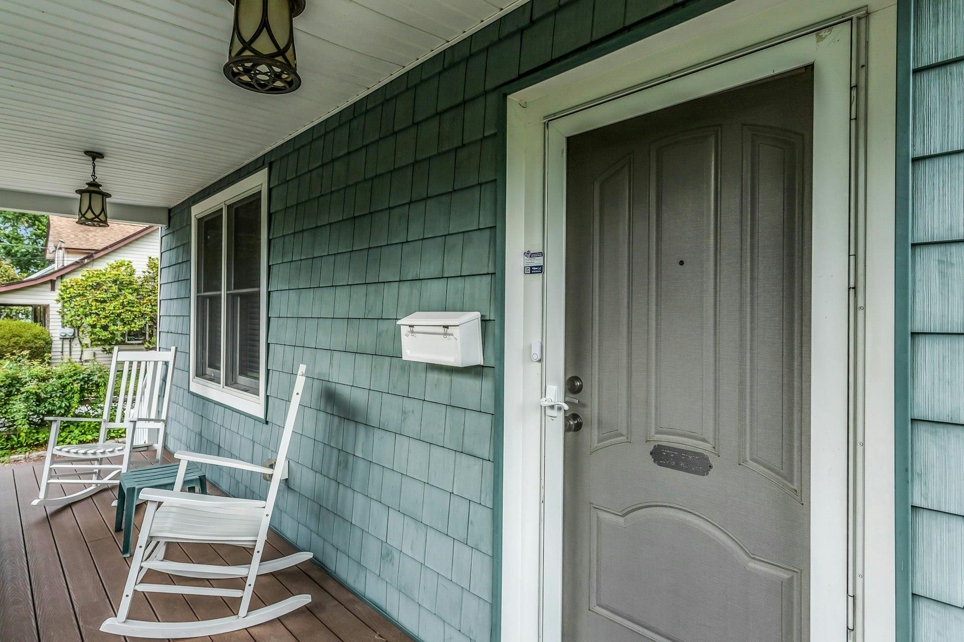 7 Bogart Avenue