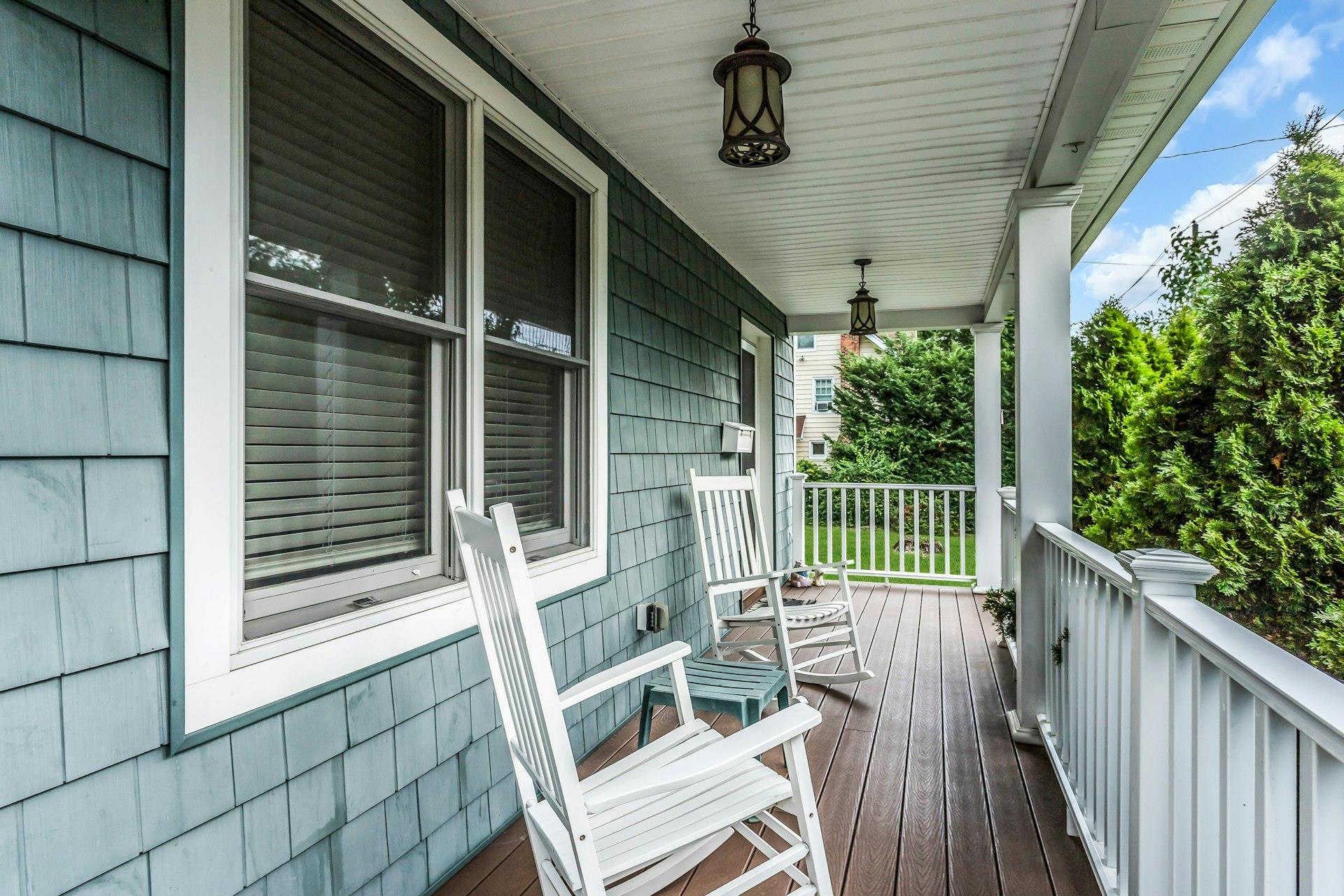 7 Bogart Avenue