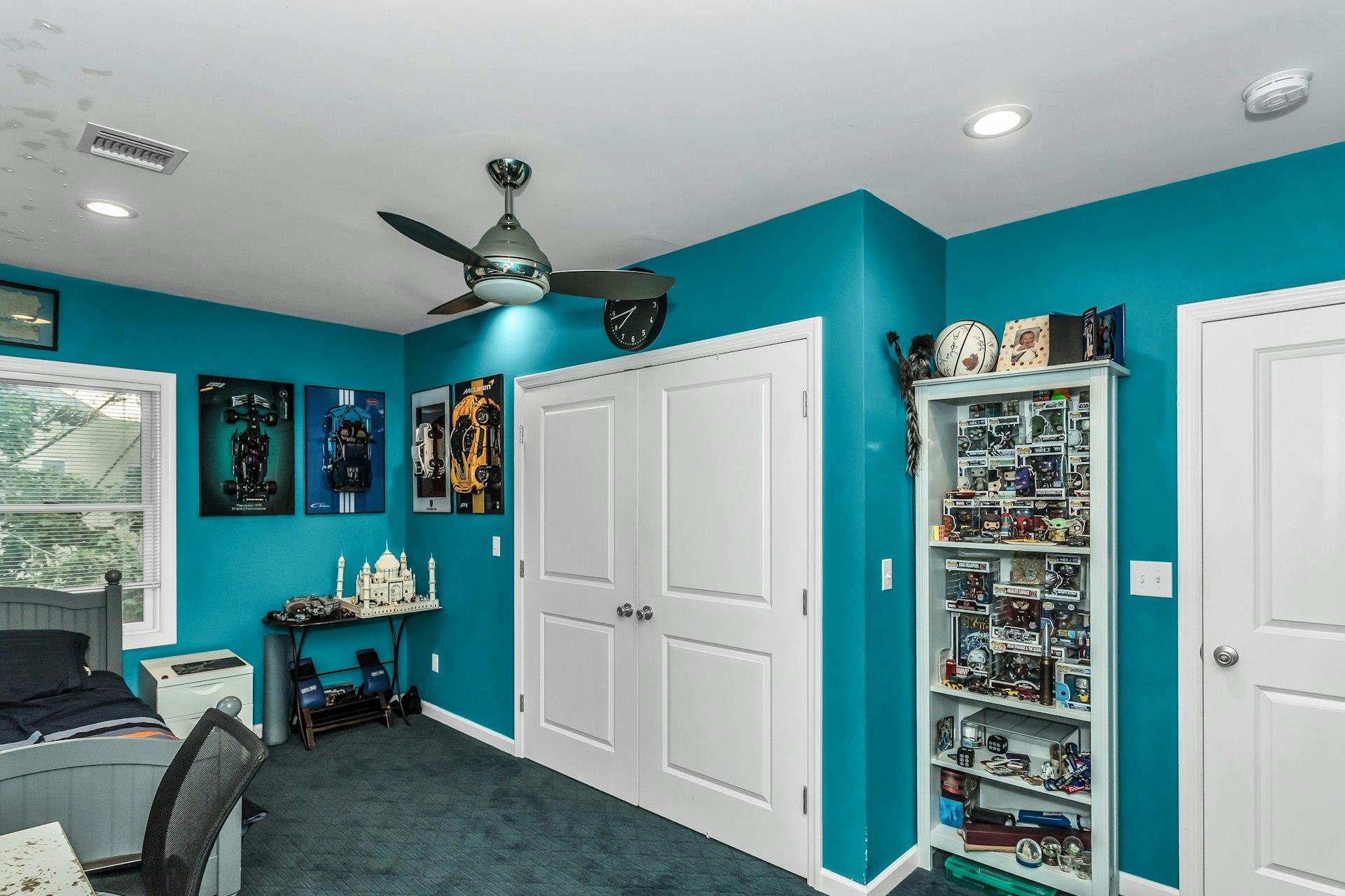 7 Bogart Avenue
