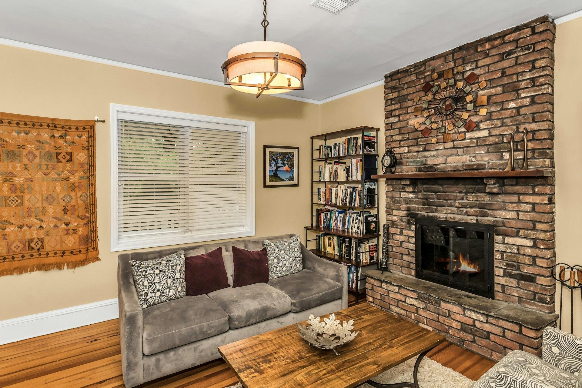 7 Bogart Avenue