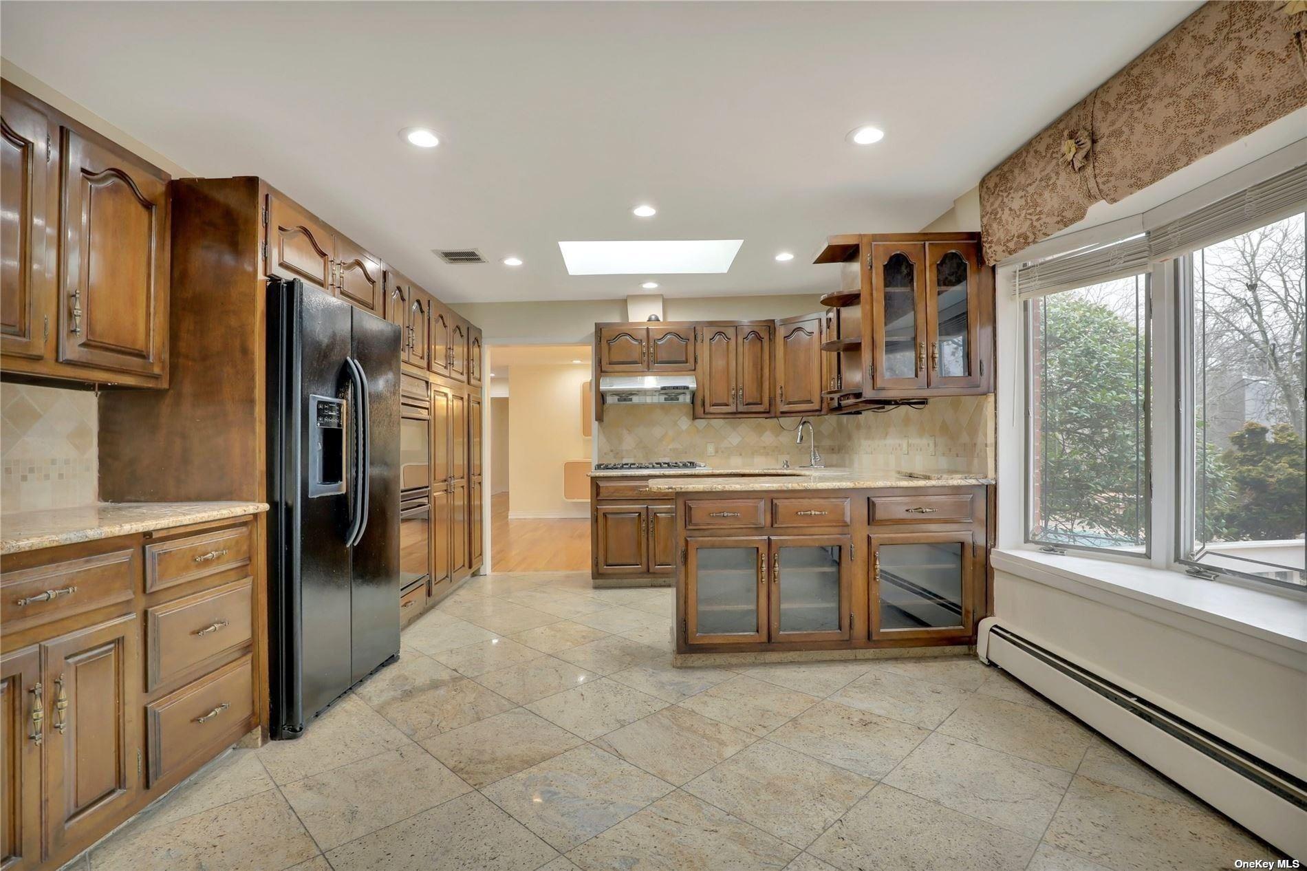 260 Oakridge Lane