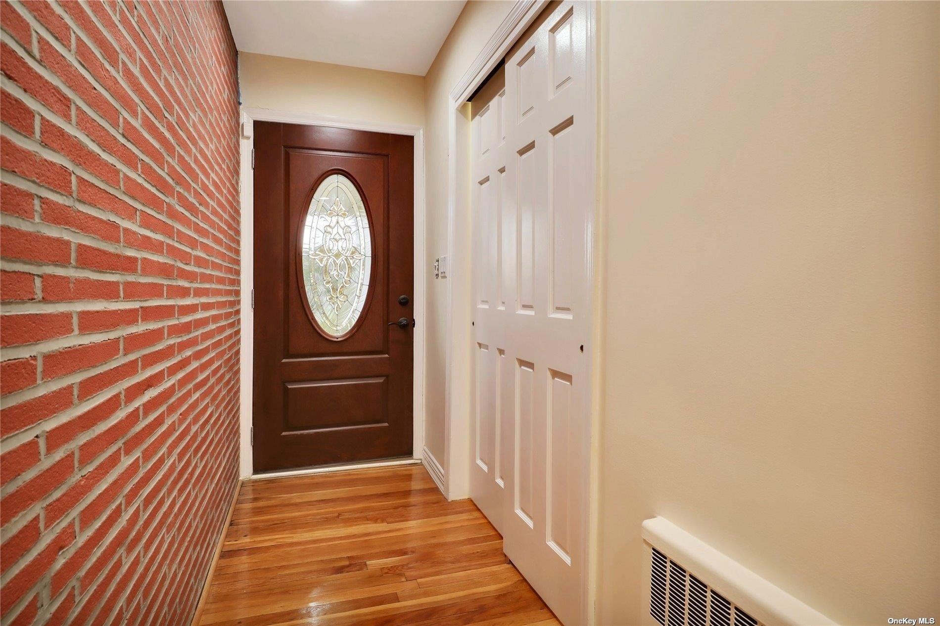 260 Oakridge Lane