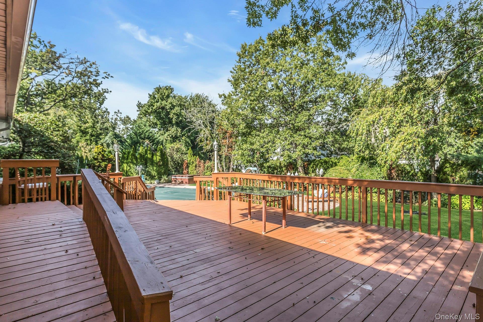 260 Oakridge Lane