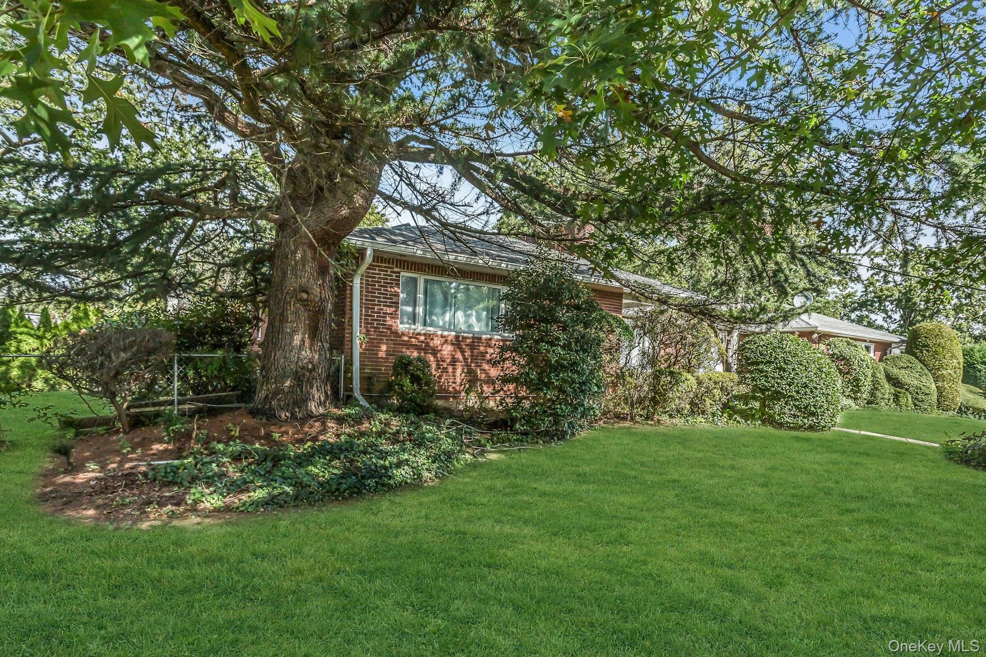 260 Oakridge Lane