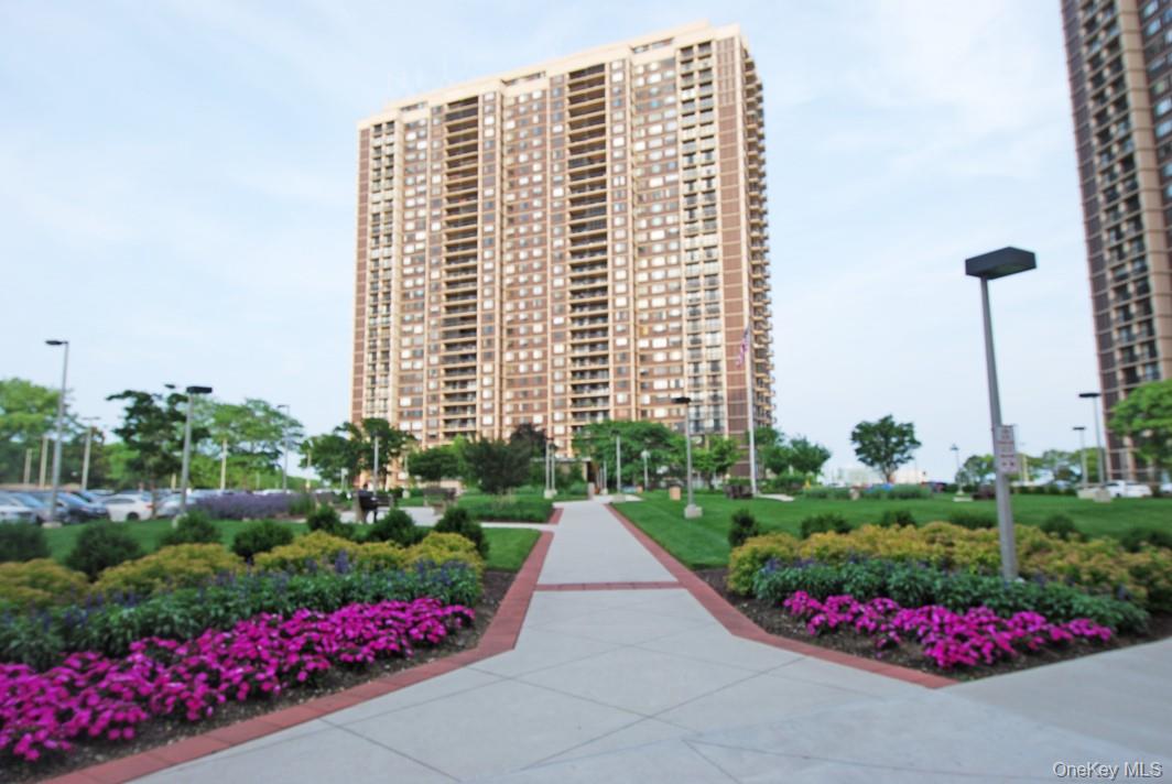 27010 Grand Central Parkway Unit: 33G