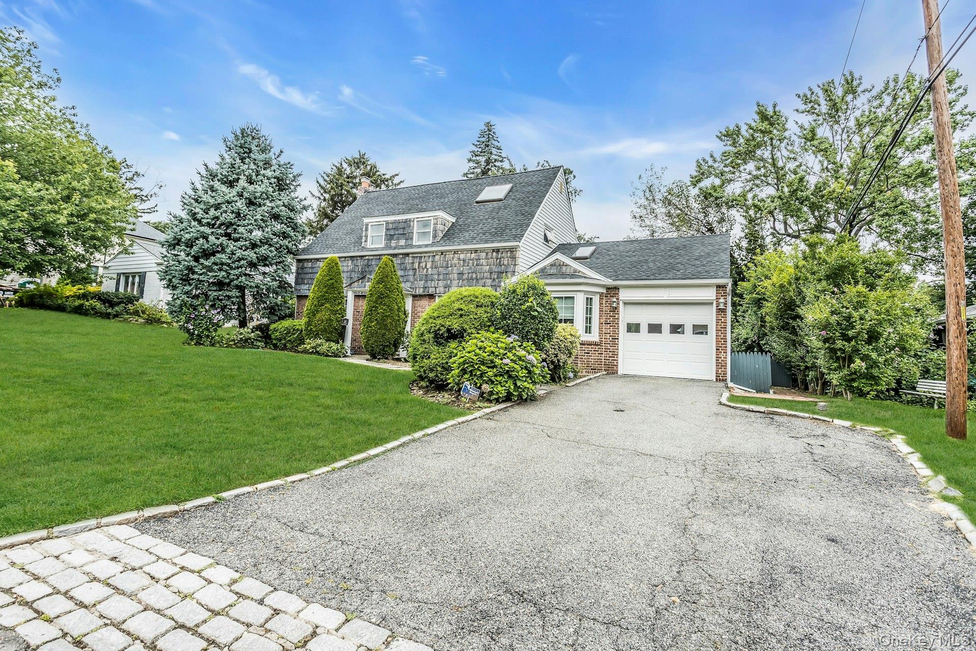 238 Parkside Drive