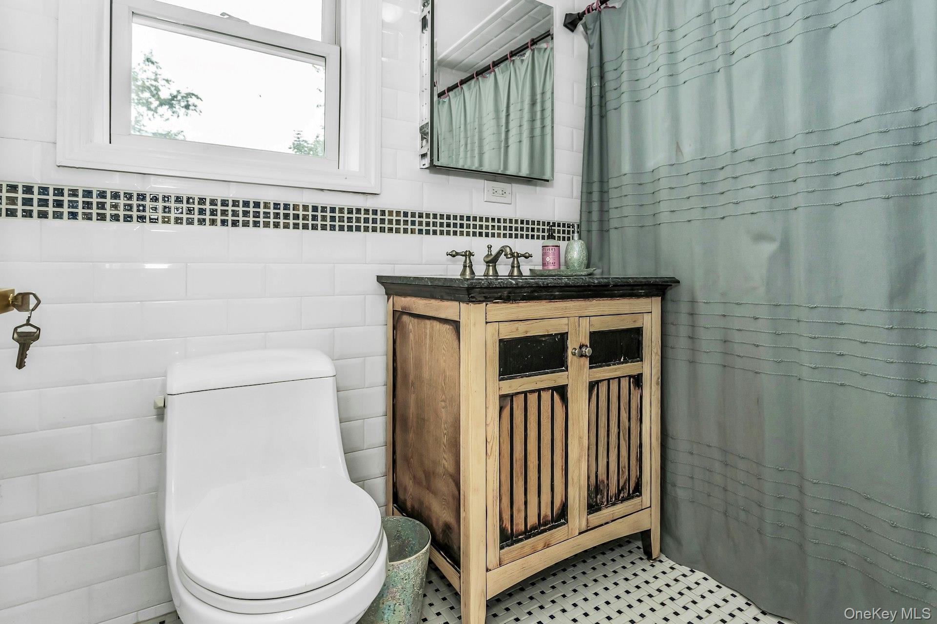 238 Parkside Drive