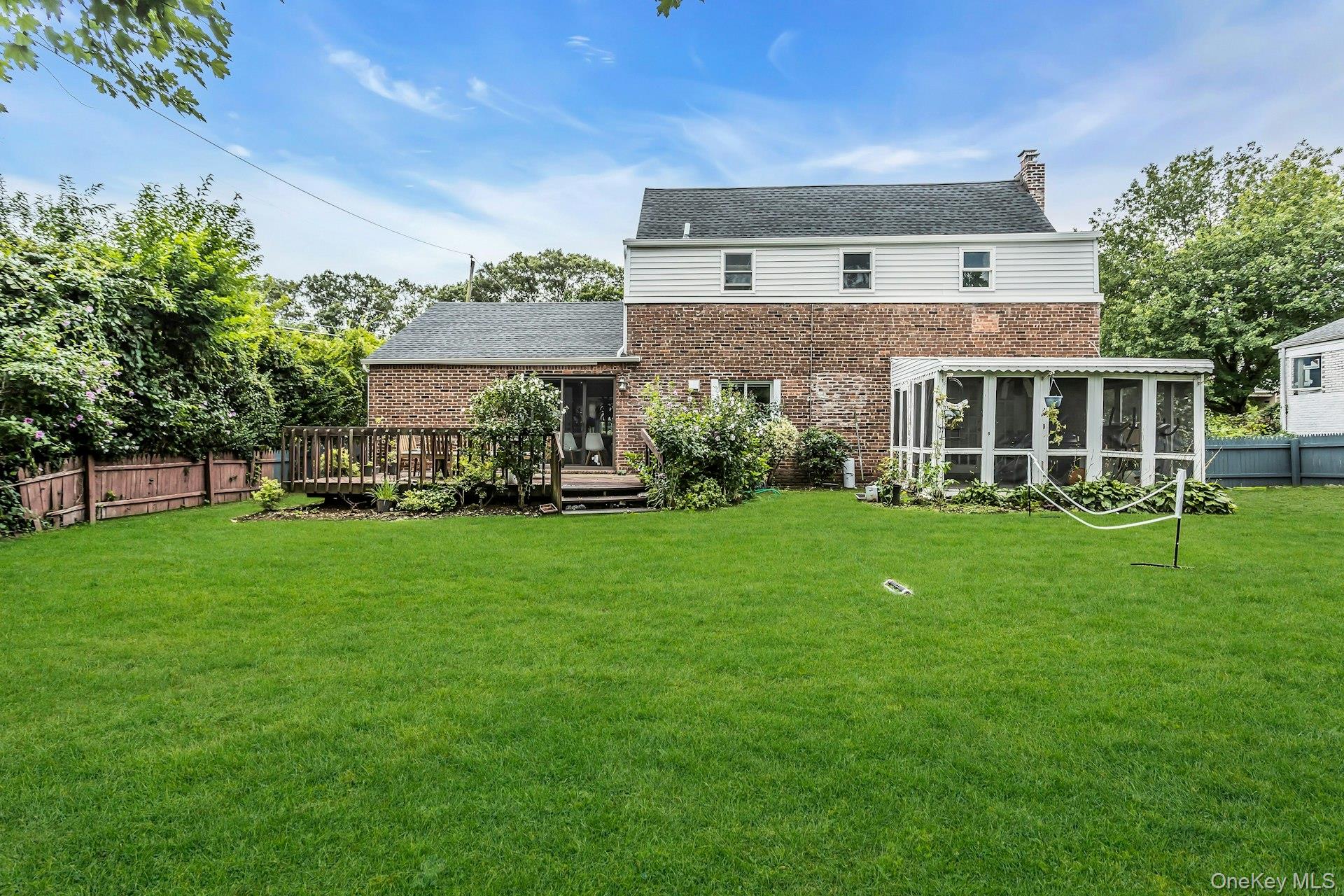 238 Parkside Drive