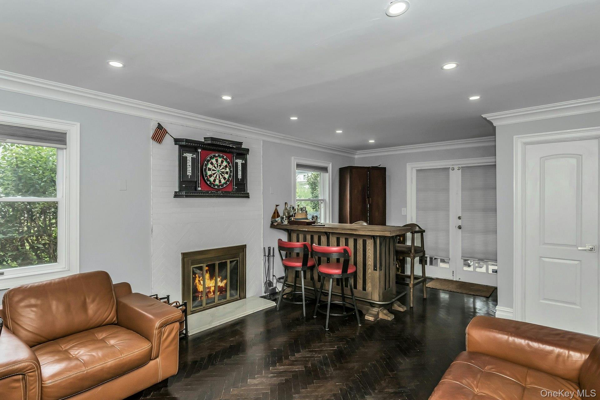 238 Parkside Drive