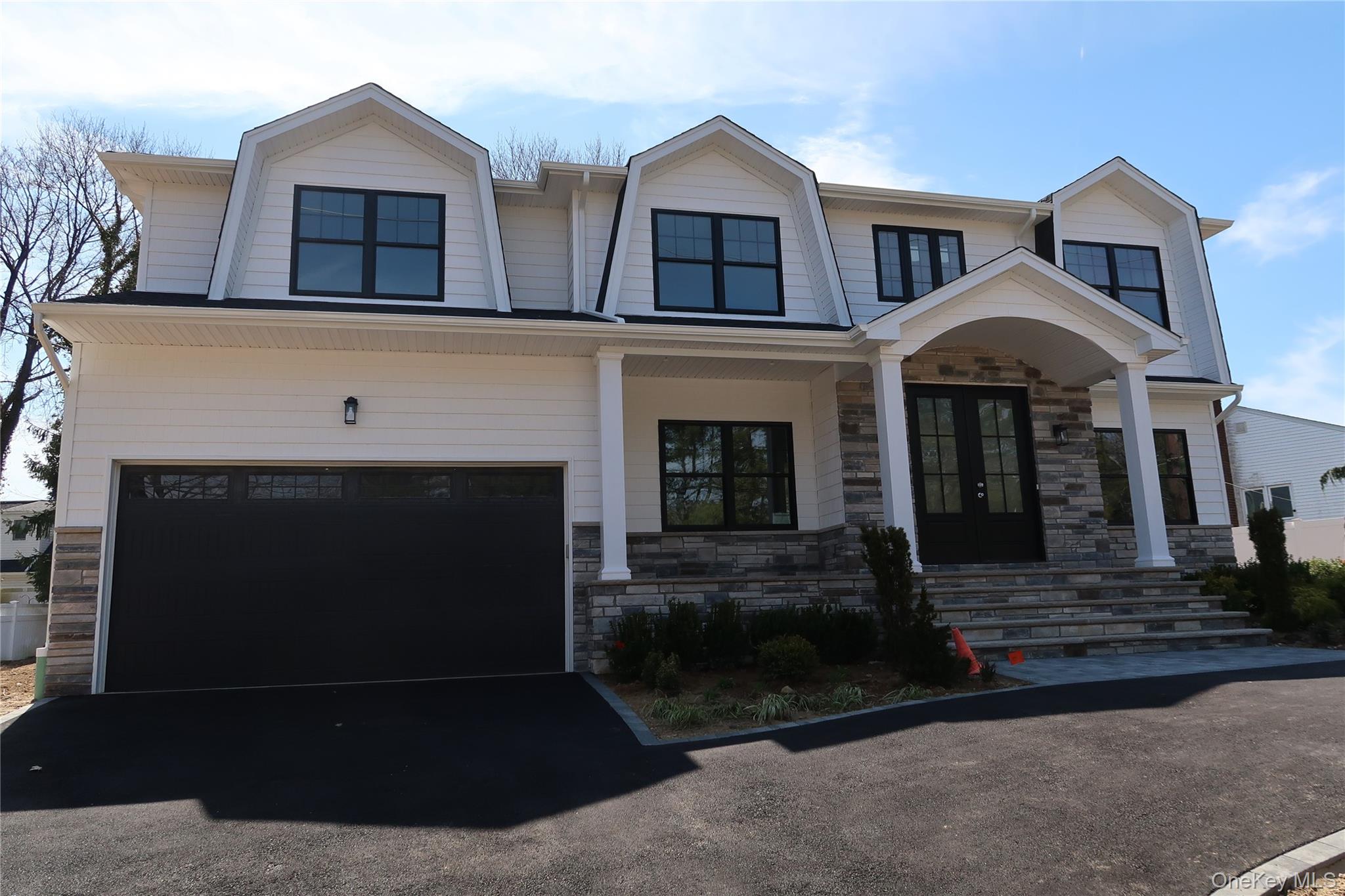 130 Syosset Woodbury Road